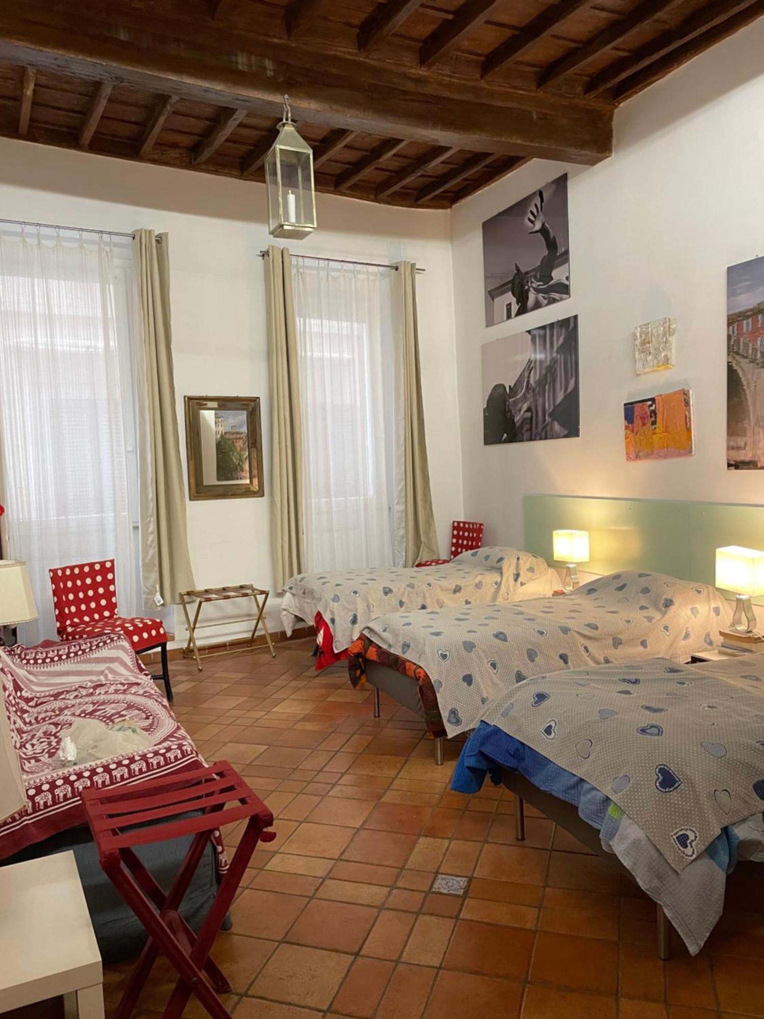 Piazza Farnese Apartment Рим Екстериор снимка